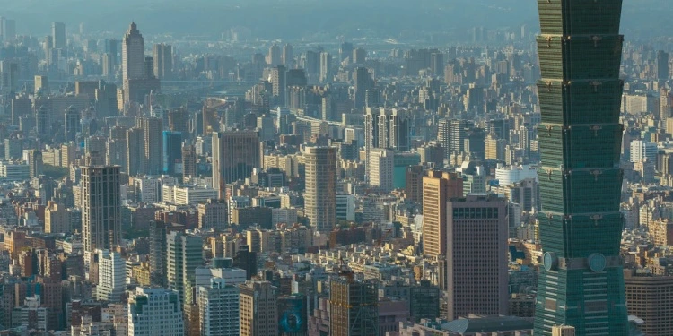 Taiwan's Economic Rise Amid Political Tensions