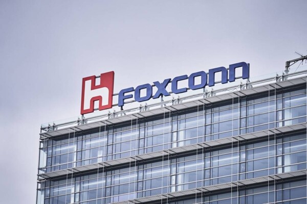 Foxconn Predicts Growth Amid Global Challenges